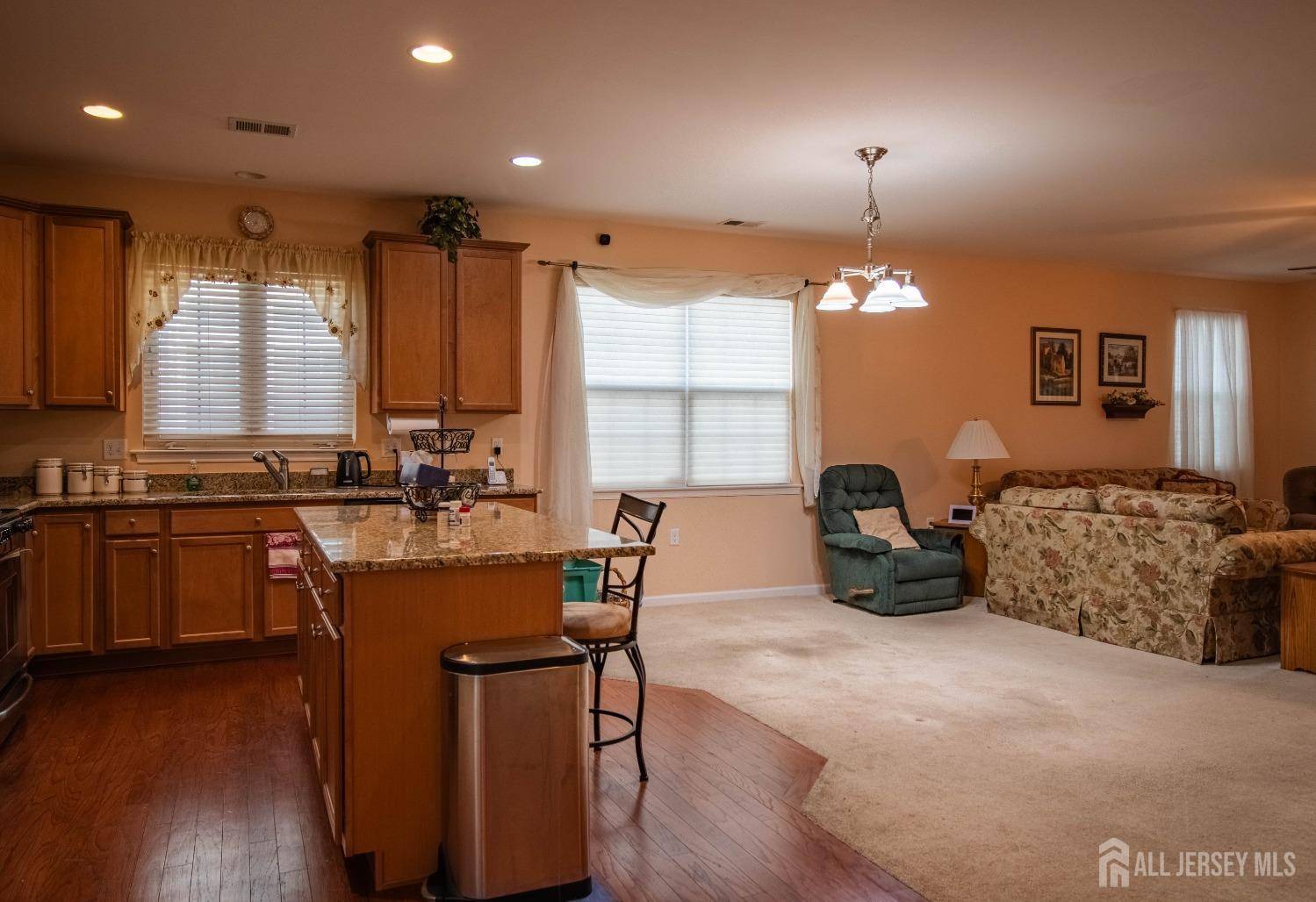 Monroe, NJ 08831,50 Turret DR