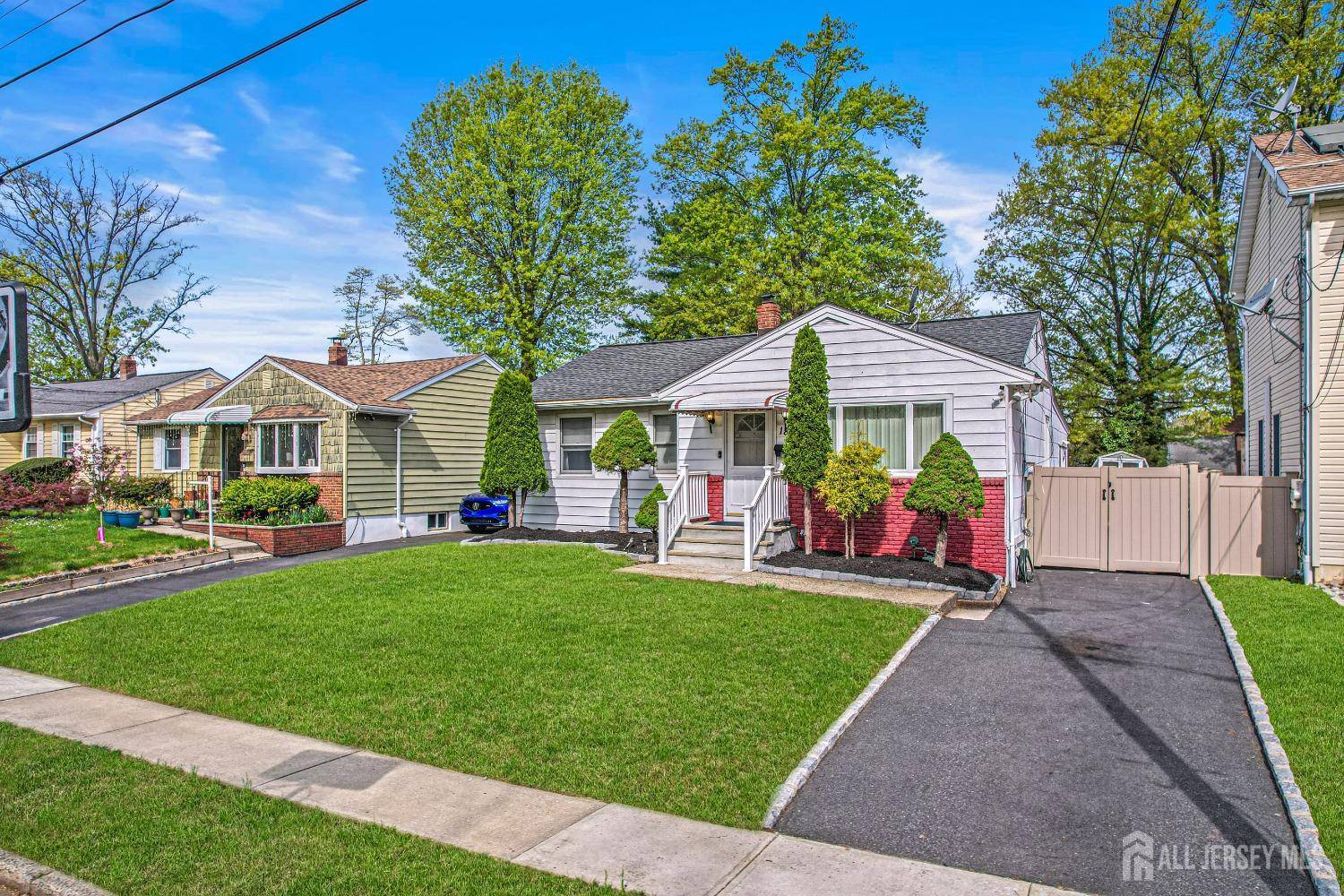 Iselin, NJ 08830,188 creemer AVE