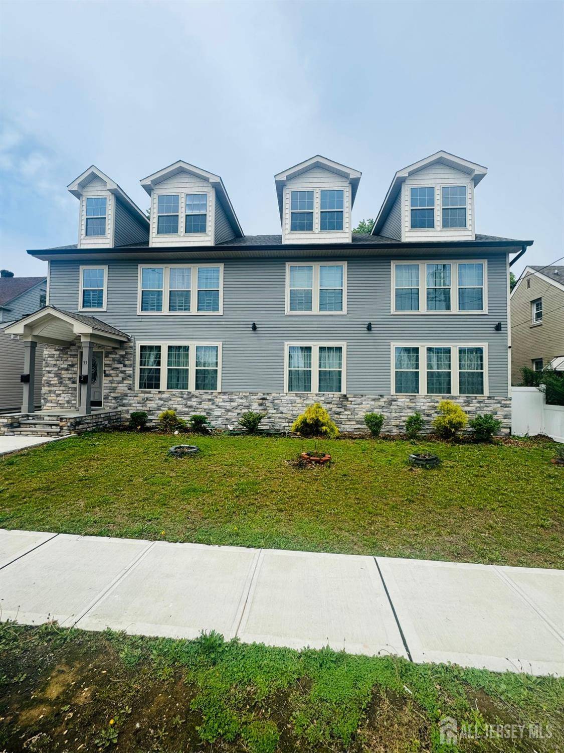 Carteret, NJ 07008,33 Atlantic ST
