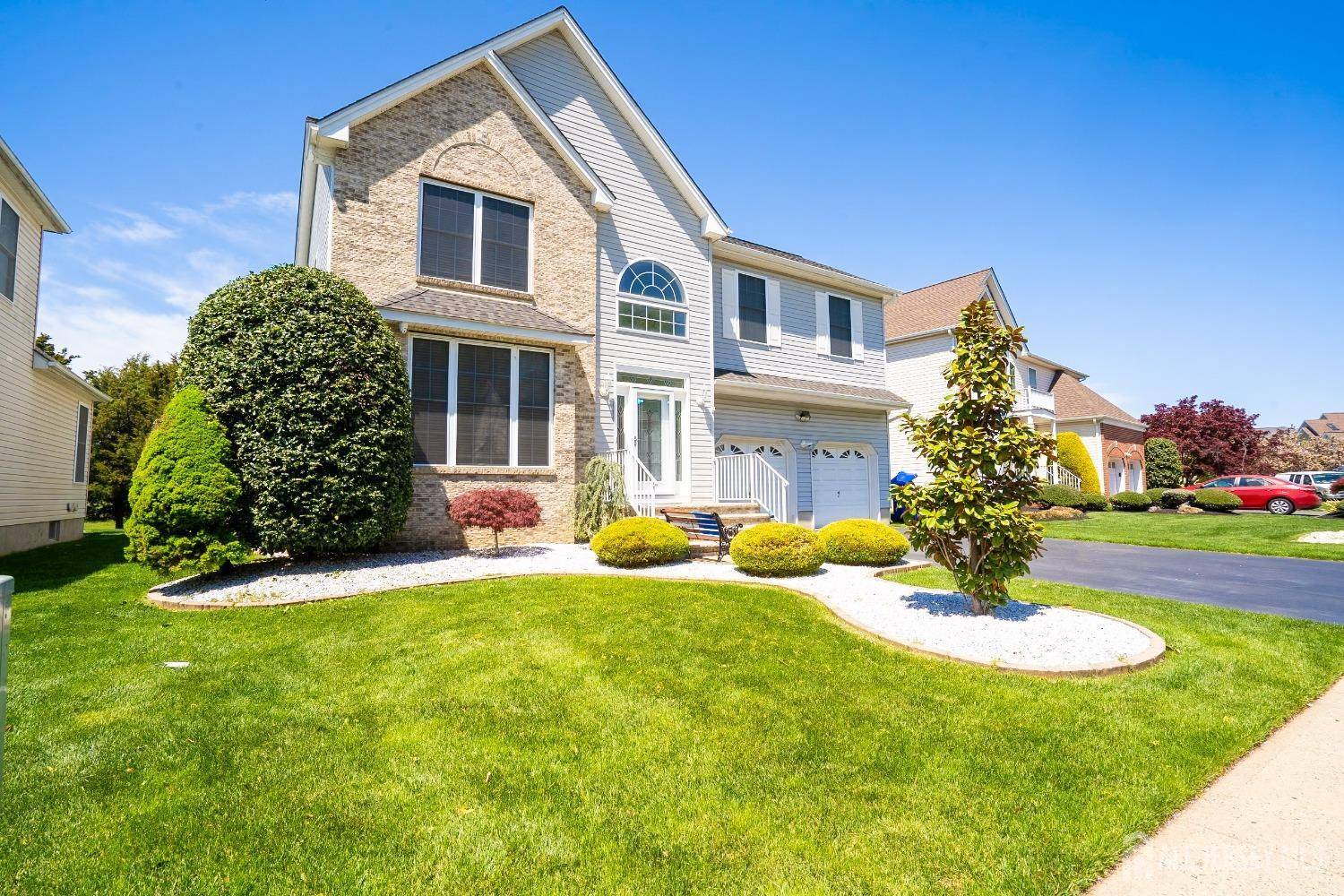 North Brunswick, NJ 08902,35 Timber Ridge RD