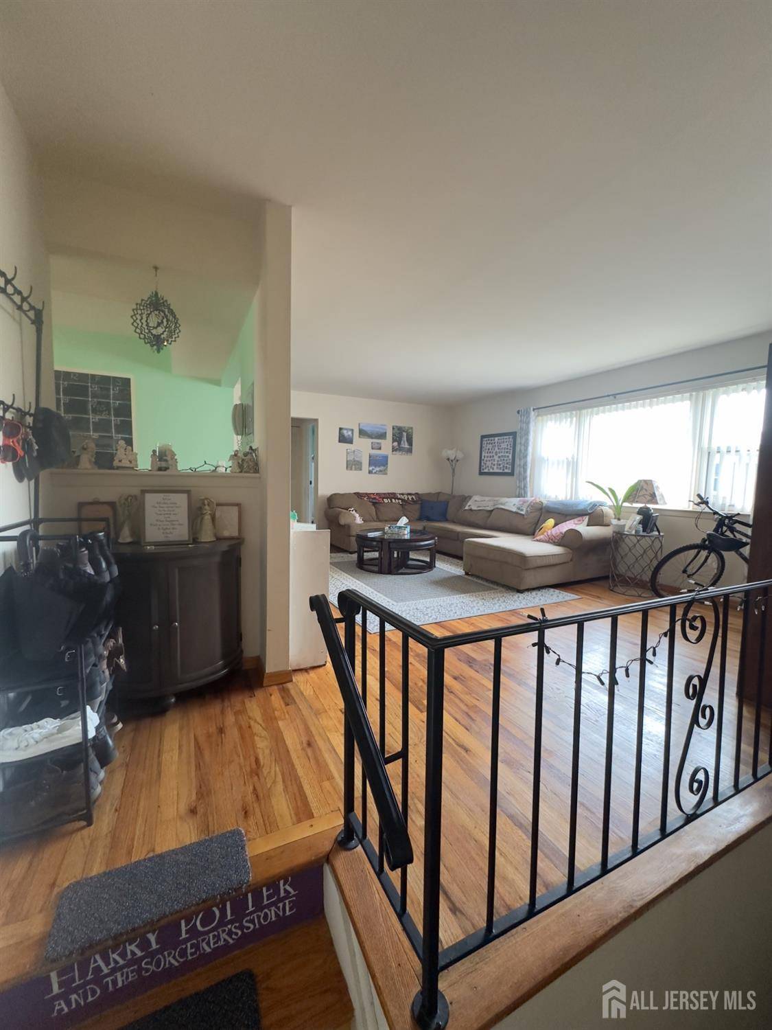Edison, NJ 08837,199 Evergreen RD #13B