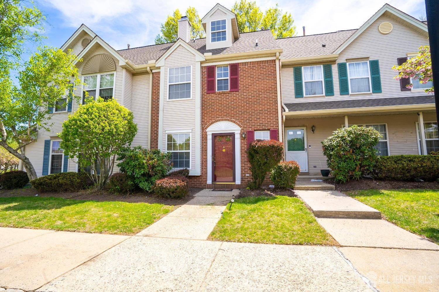 South Brunswick, NJ 08824,163 Susan CT