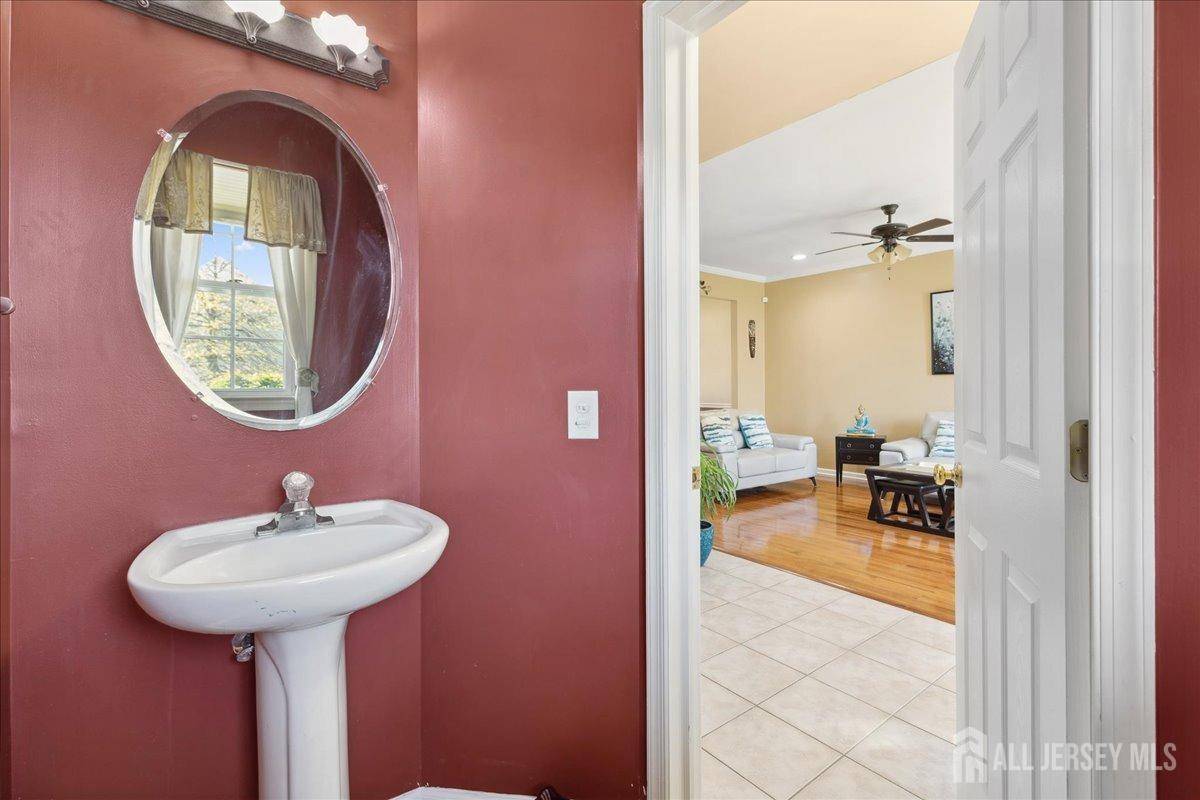 South Brunswick, NJ 08852,34 Bernadette CIR