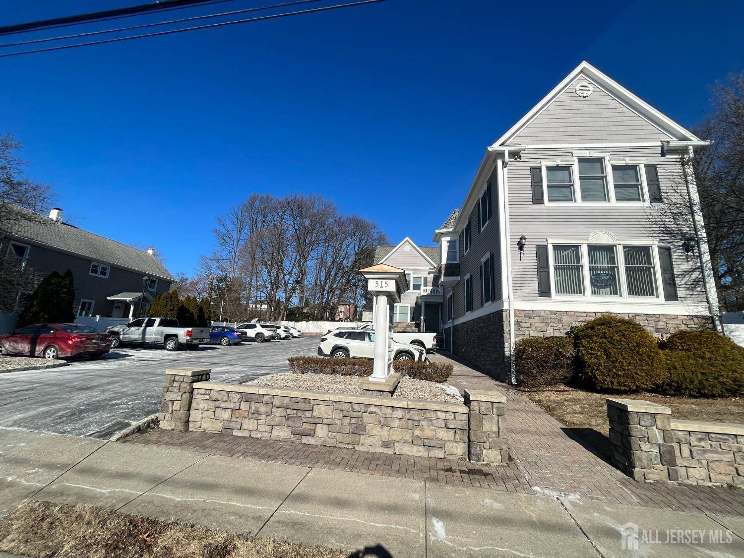 Sayreville, NJ 08859,515 Washington RD #2