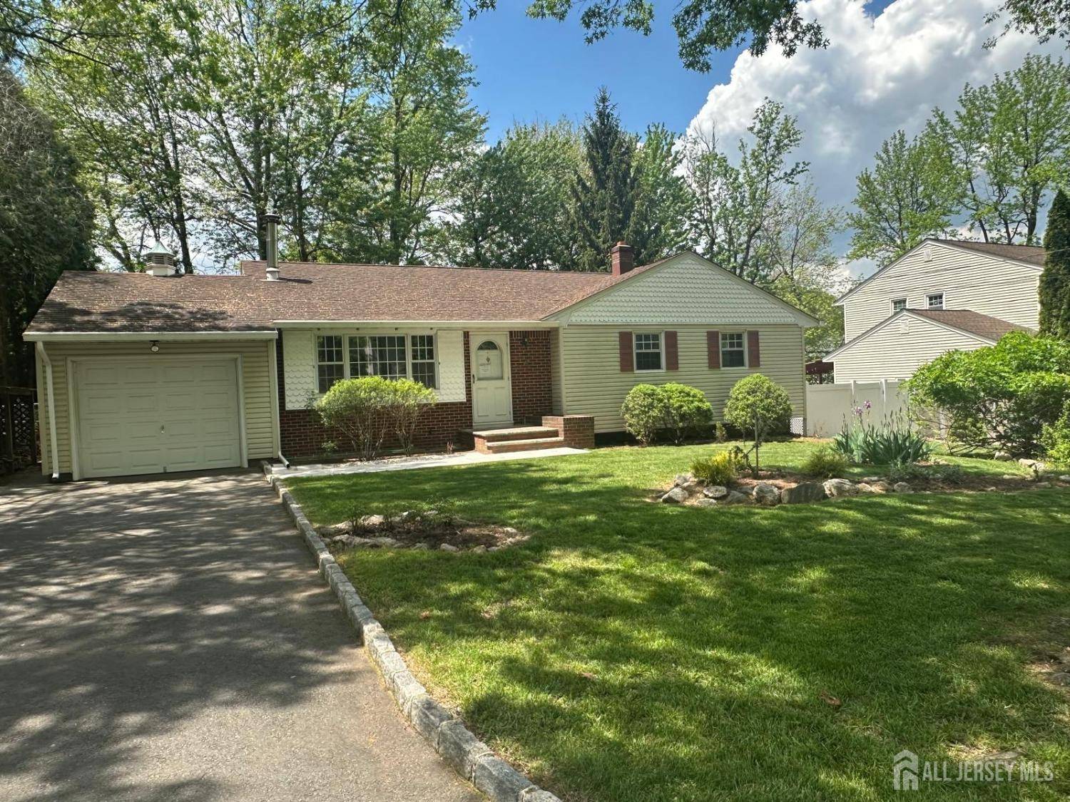 Edison, NJ 08820,17 Cody AVE