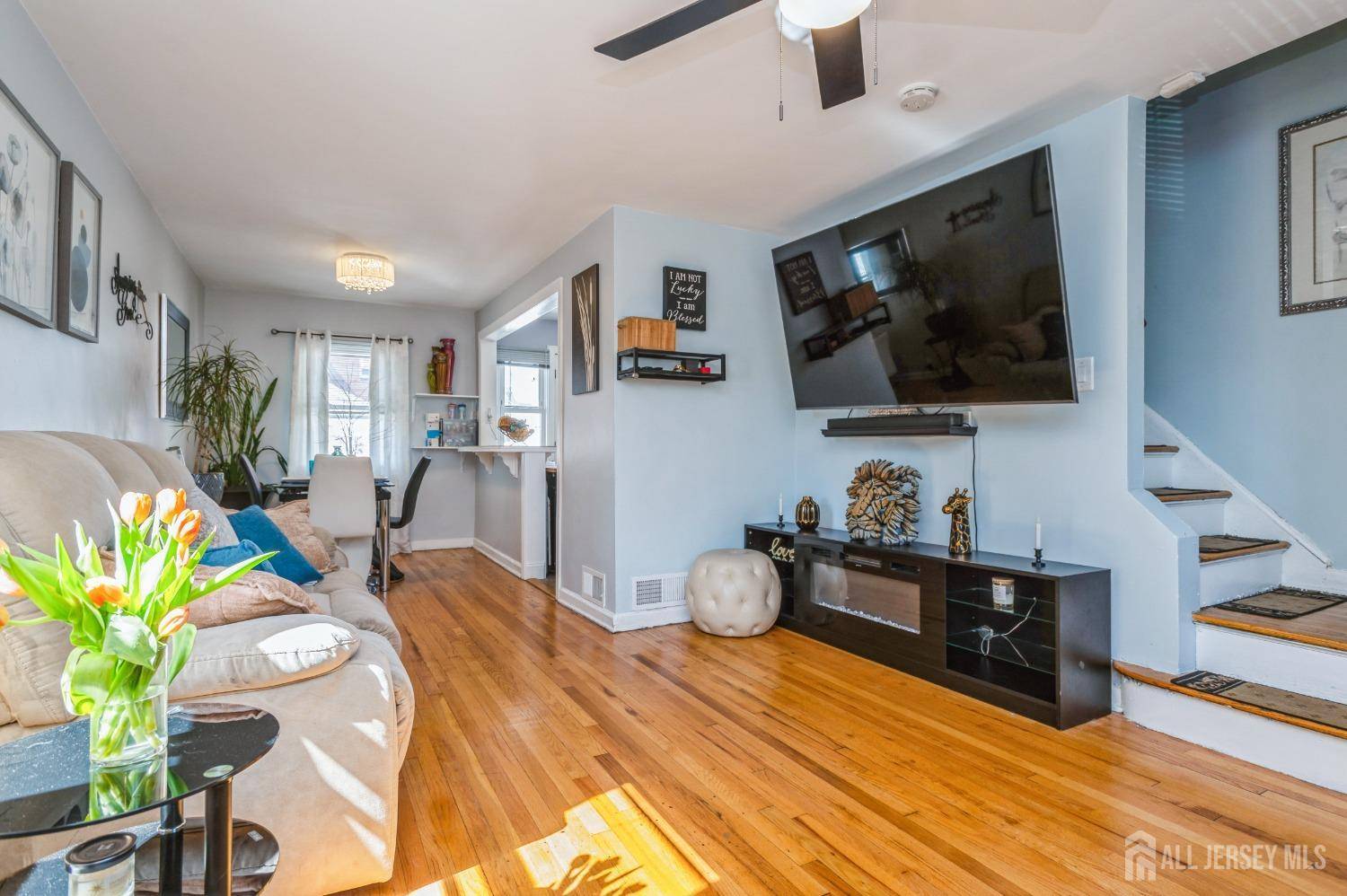 New Brunswick, NJ 08901,172 Lawrence ST