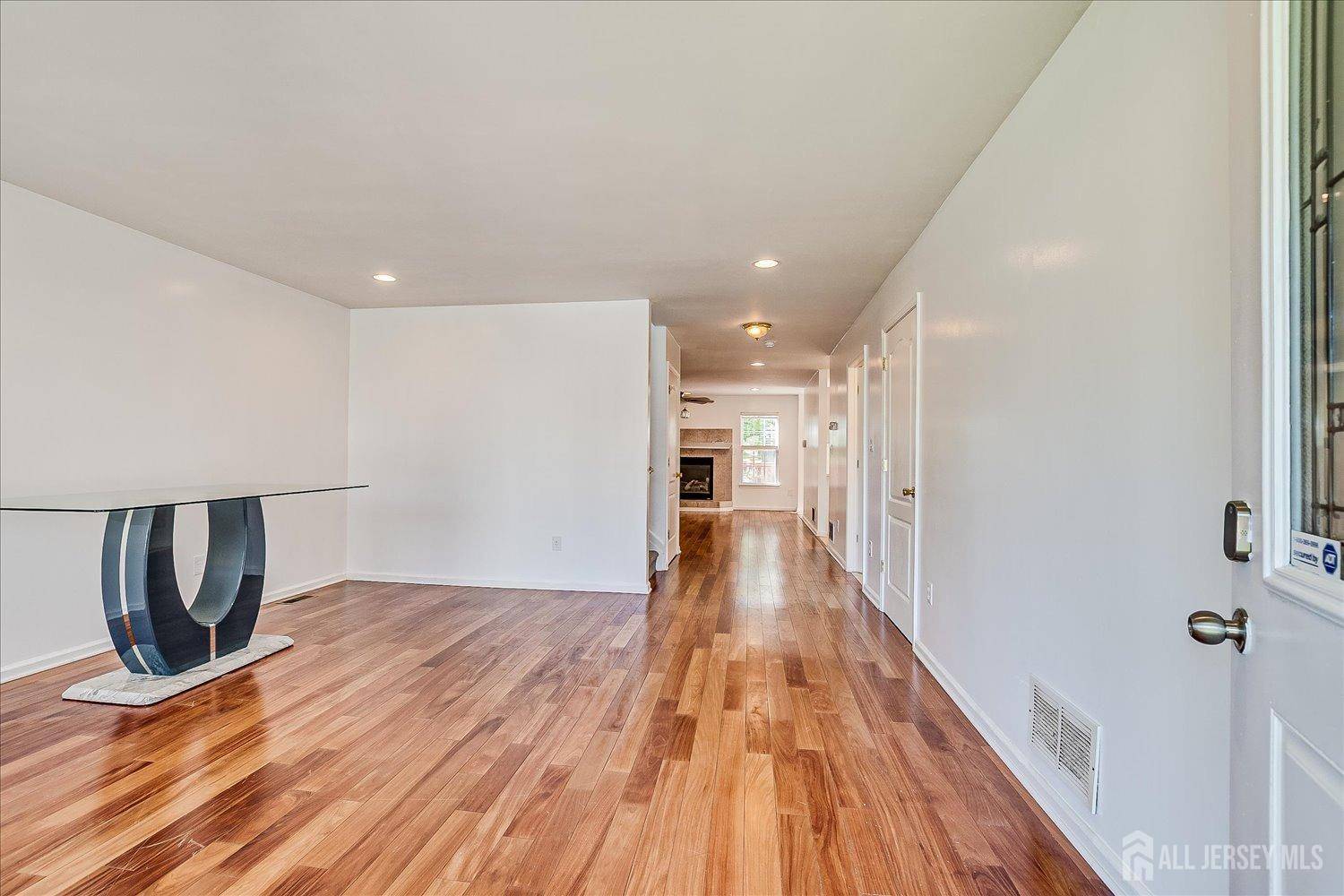 Highland Park, NJ 08904,230 S 10th AVE S