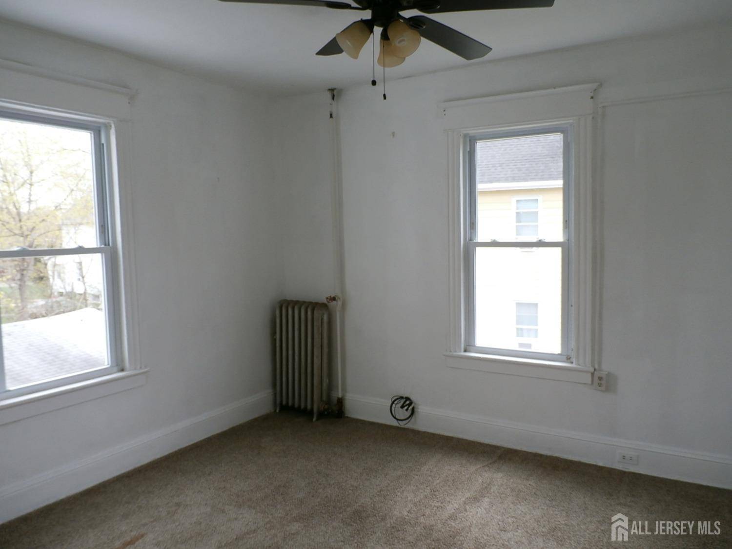 Highland Park, NJ 08904,15 S 8th AVE S