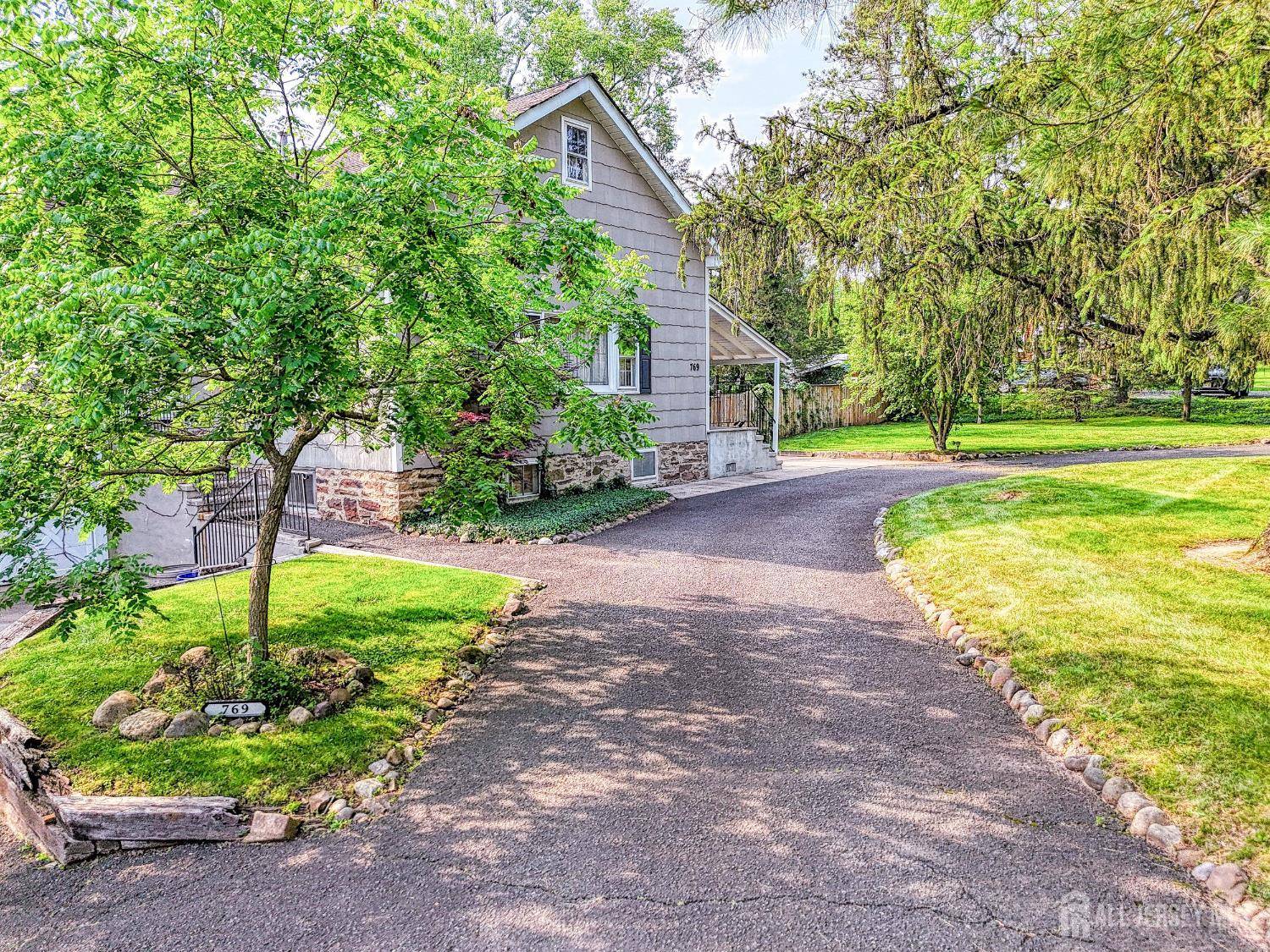 Bridgewater, NJ 08836,769 Chimney Rock RD
