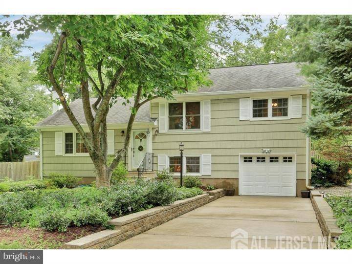 Princeton, NJ 08540,52 Shadybrook LN