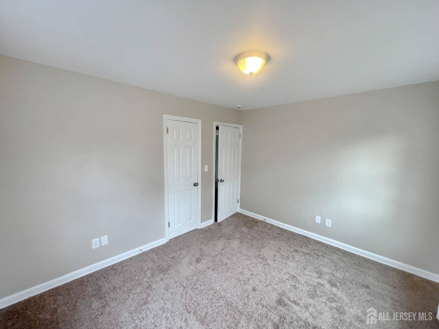 Somerville, NJ 08876,66 W Spring ST W