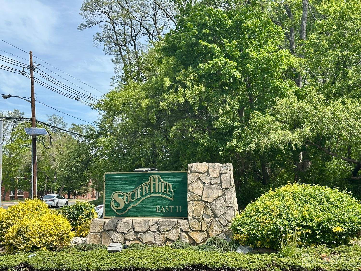 East Brunswick, NJ 08816,319 Bromley PL