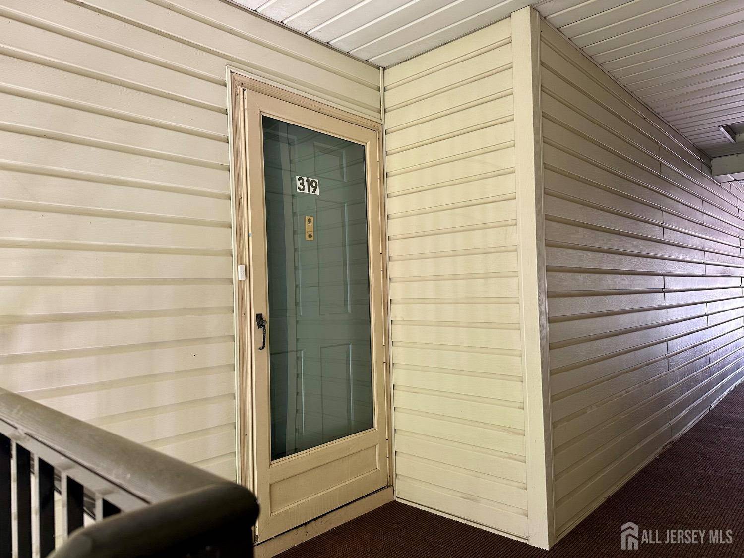 East Brunswick, NJ 08816,319 Bromley PL
