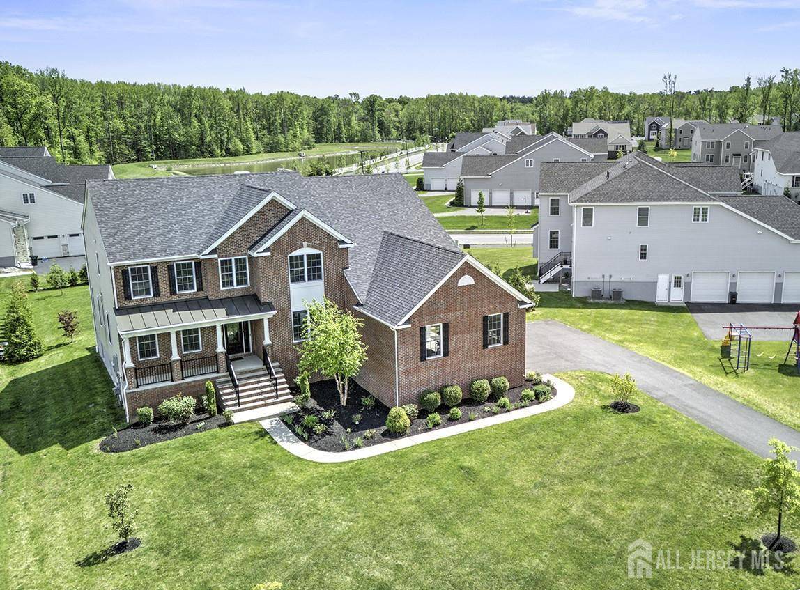 South Brunswick, NJ 08852,6 Condor CT