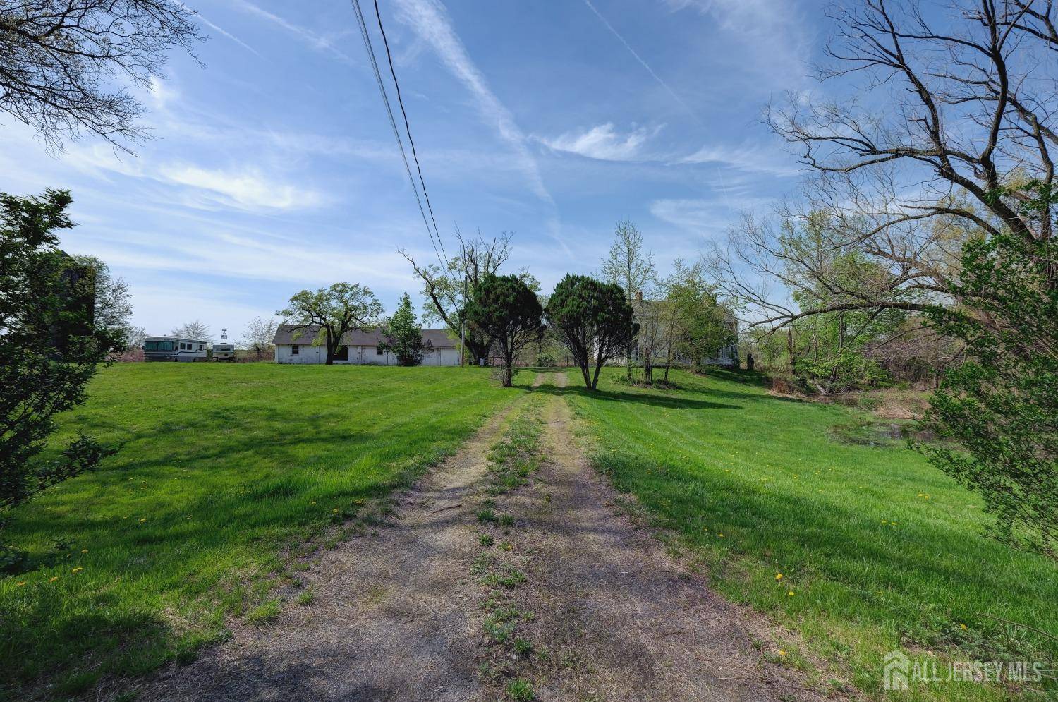 Cranbury, NJ 08512,12 Brick Yard RD