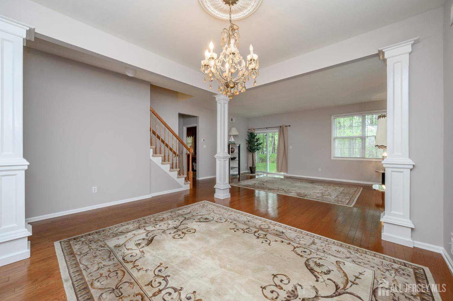 Howell, NJ 07731,89 Maypink LN