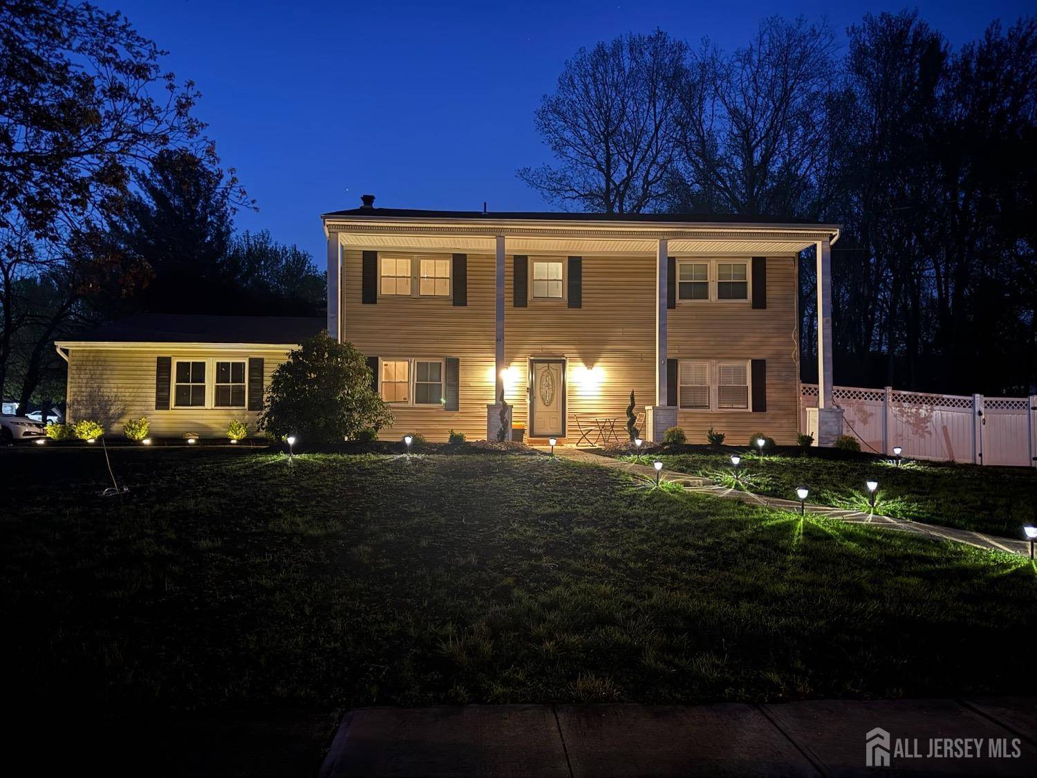 Marlboro, NJ 07751,40 Sandburg DR