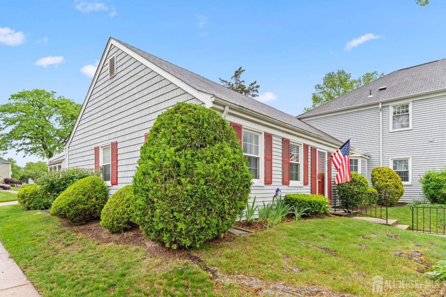 Monroe, NJ 08831,104 GLENWOOD LN #A