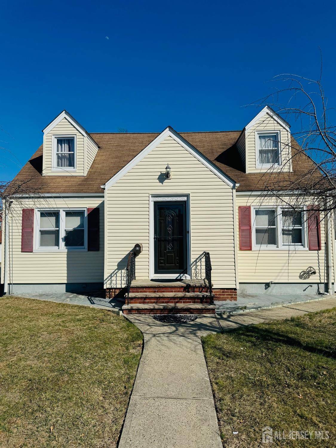 Carteret, NJ 07008,64 Post BLVD