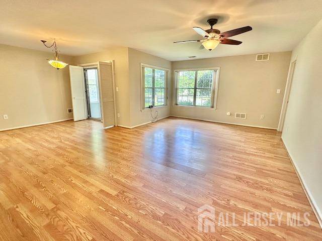 Monroe, NJ 08831,13-B Ashbourne DR #B