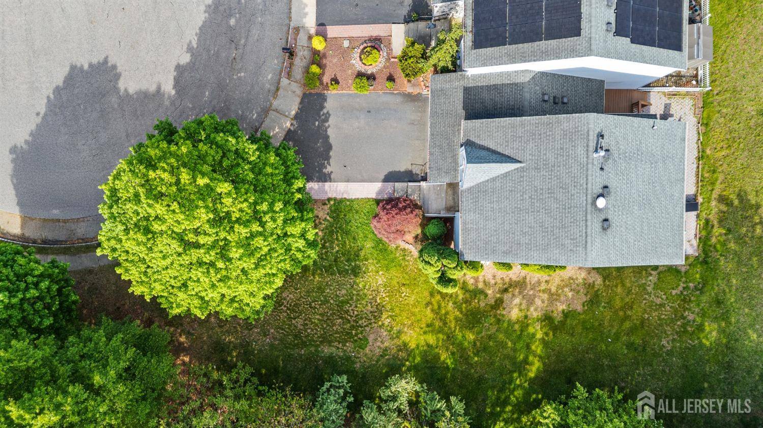 Marlboro, NJ 07746,74 Kingfisher CT