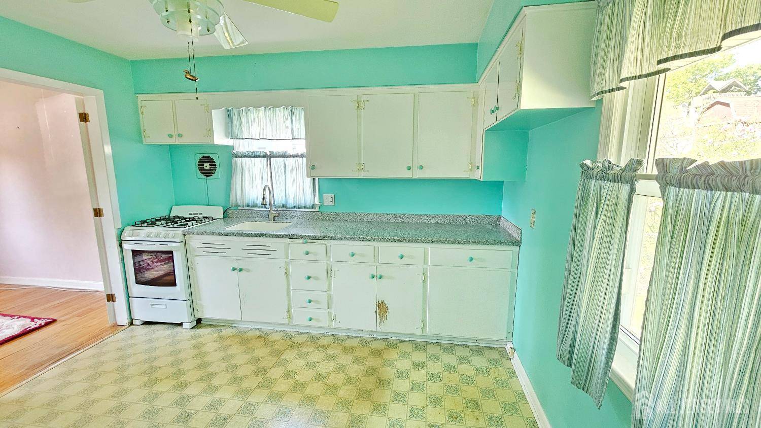 Highland Park, NJ 08904,427 Valentine ST
