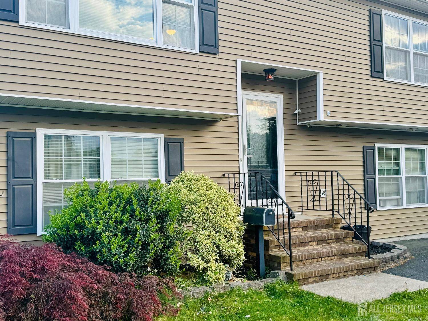 Spotswood, NJ 08884,9 Shupin ST