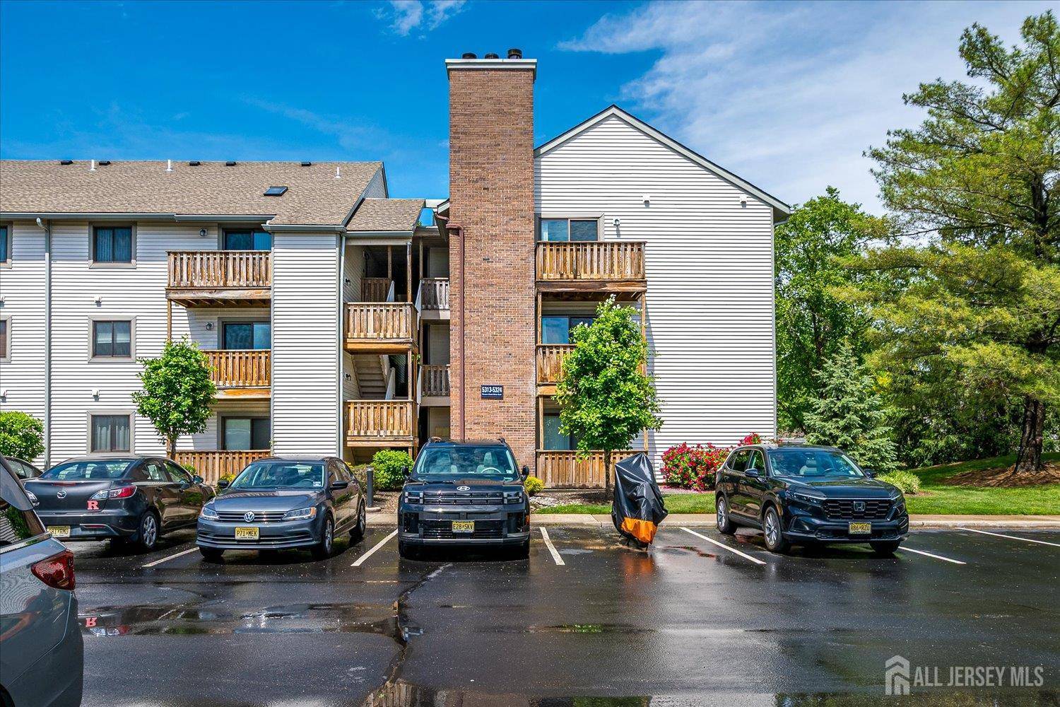 Plainsboro, NJ 08536,5319 Ravens Crest DR