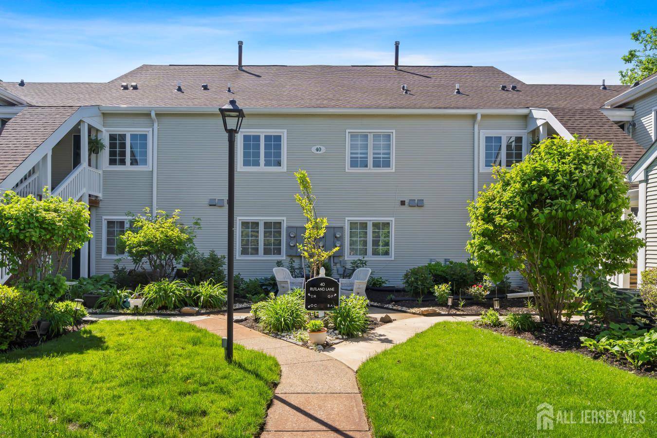 Monroe, NJ 08831,40 Rutland LN #40 C