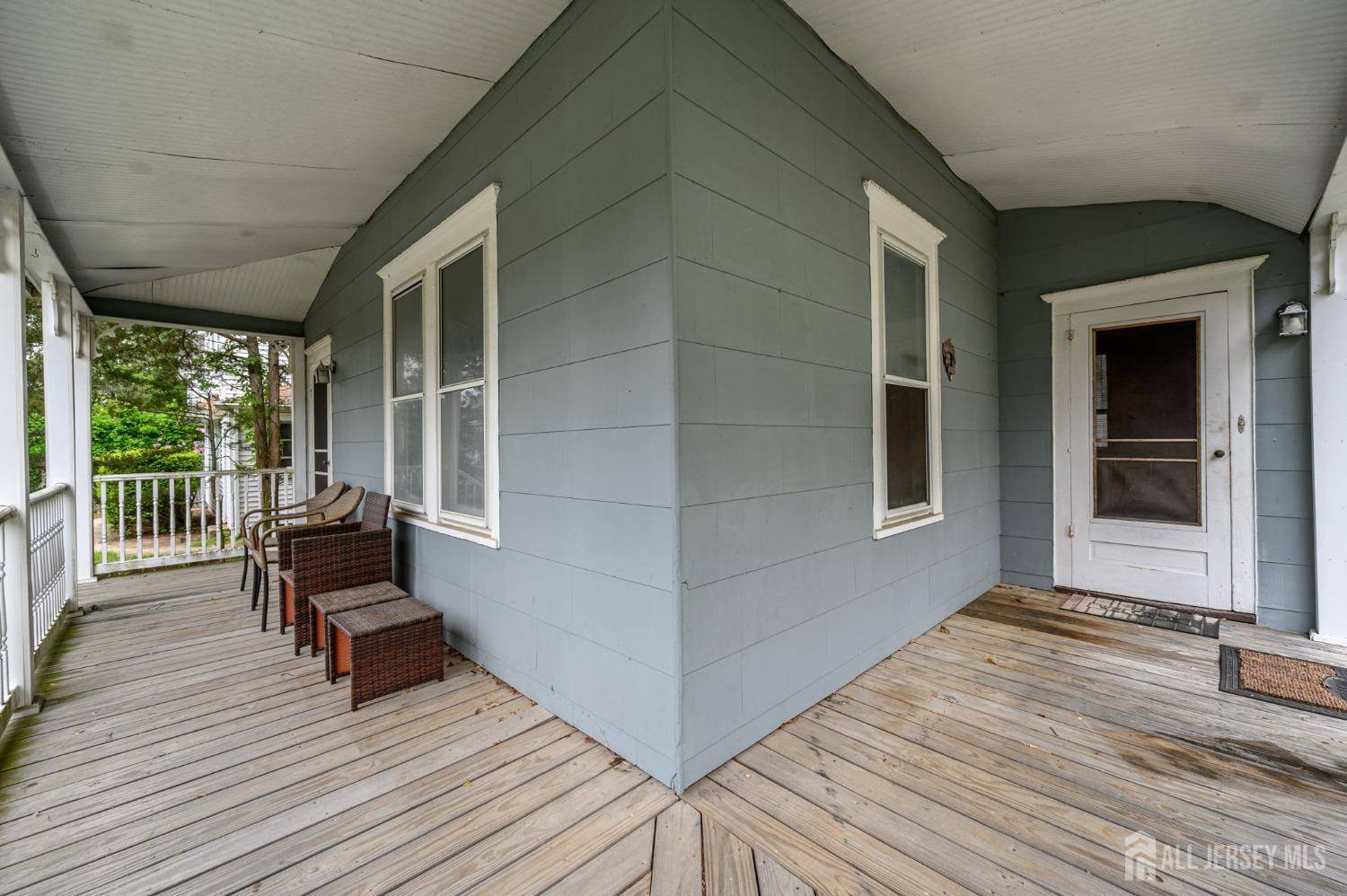 Tuckerton, NJ 08087,375 S Green ST S
