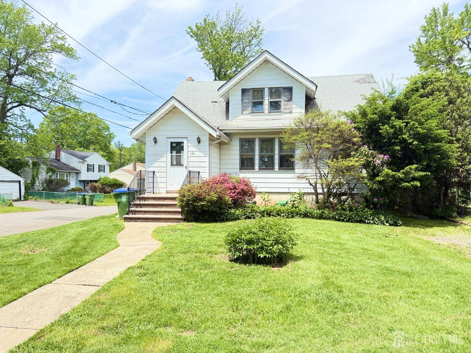 Edison, NJ 08820,140 Temple ST