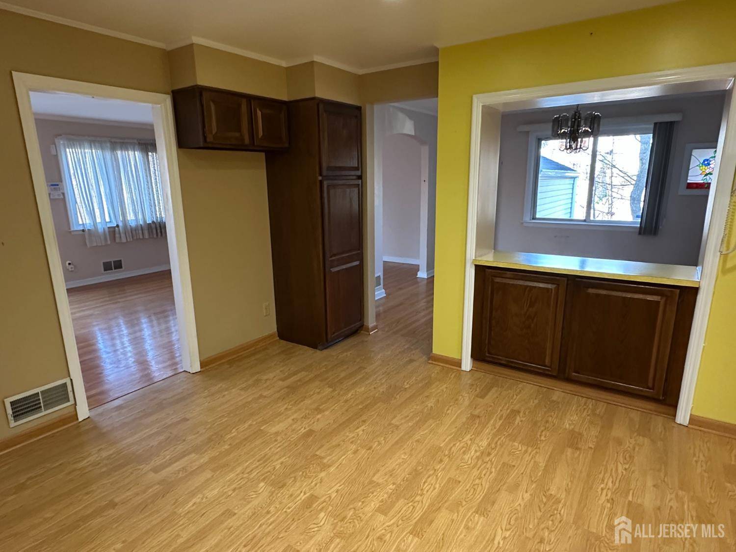 Colonia, NJ 07067,29 Glendale RD
