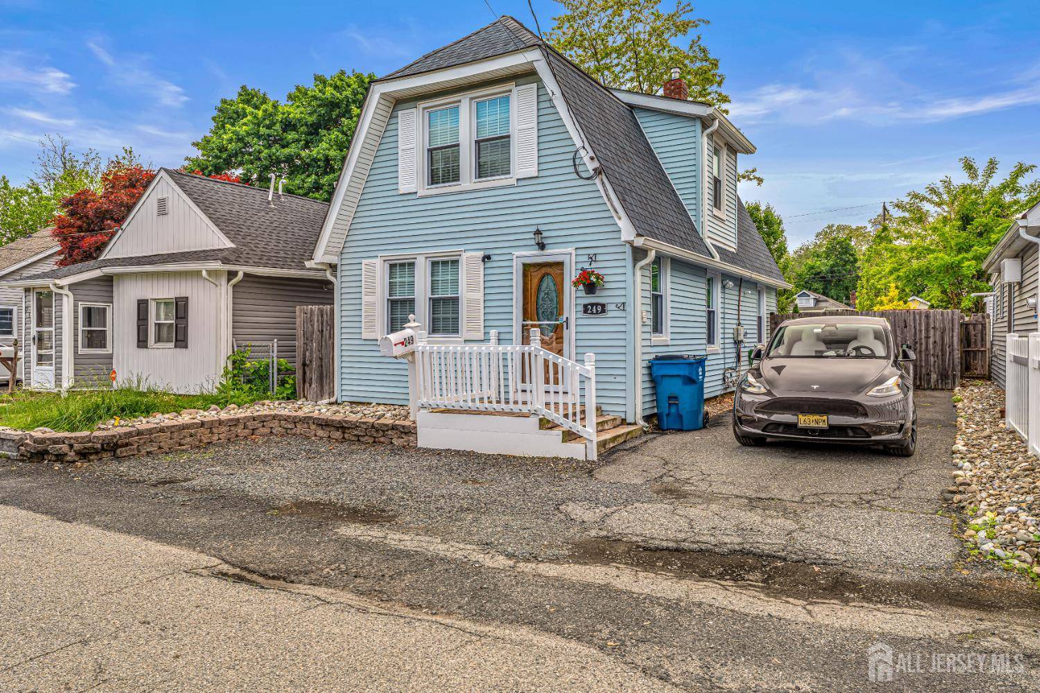 Old Bridge, NJ 08879,249 Garfield AVE