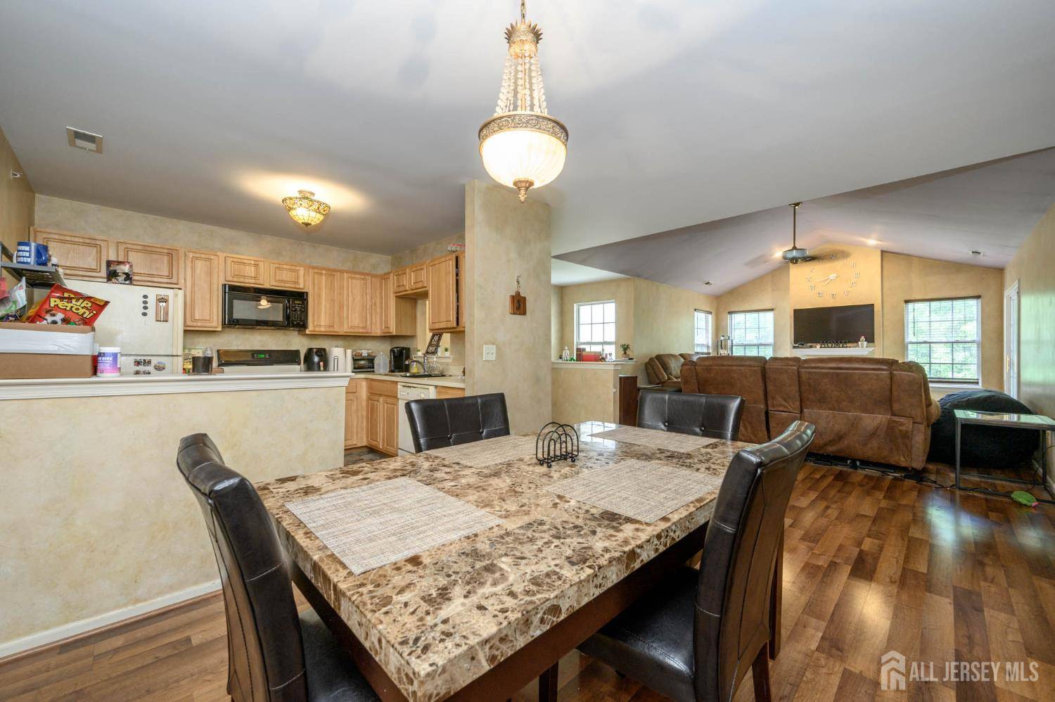 Piscataway, NJ 08854,219 Vasser DR