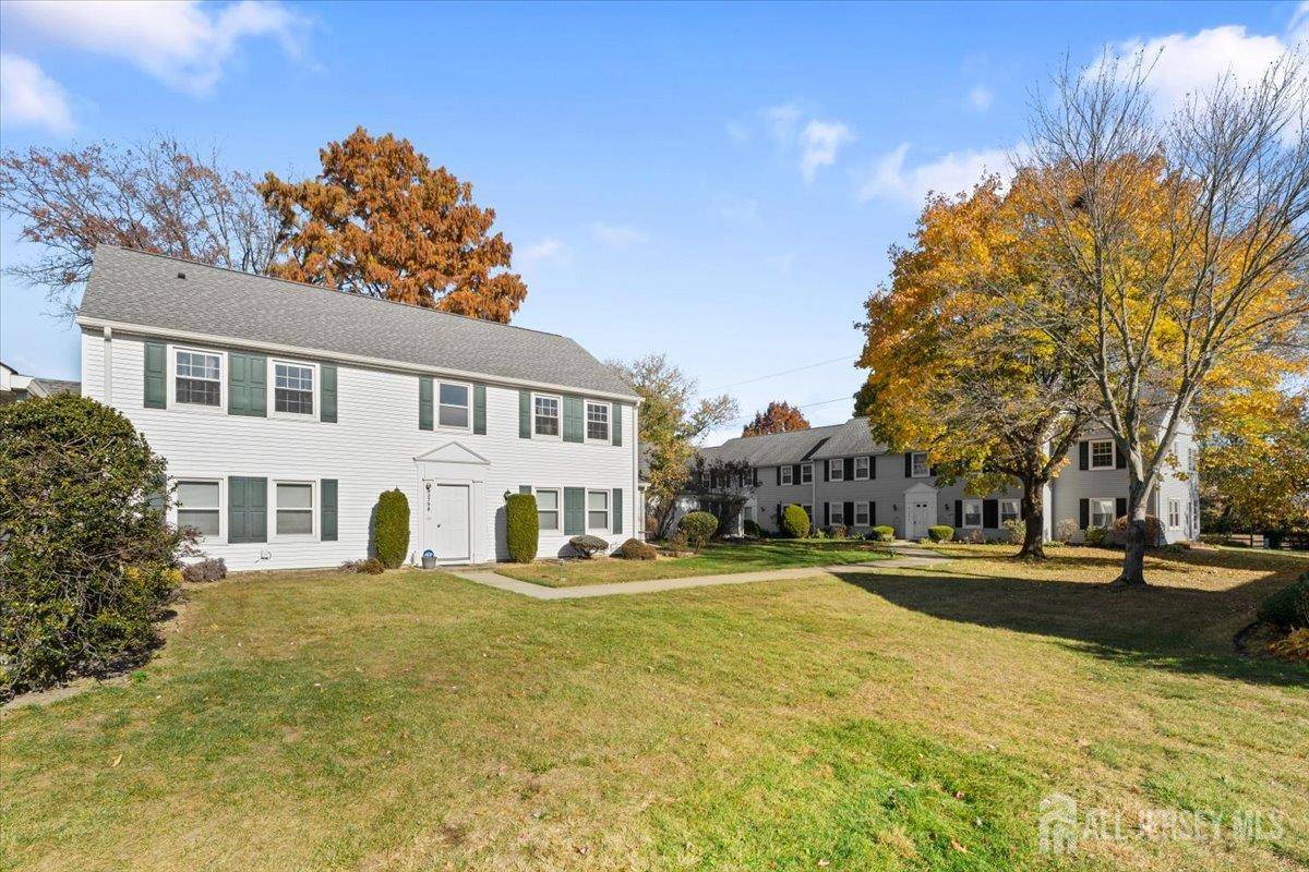 Monroe, NJ 08831,279 Milford LN