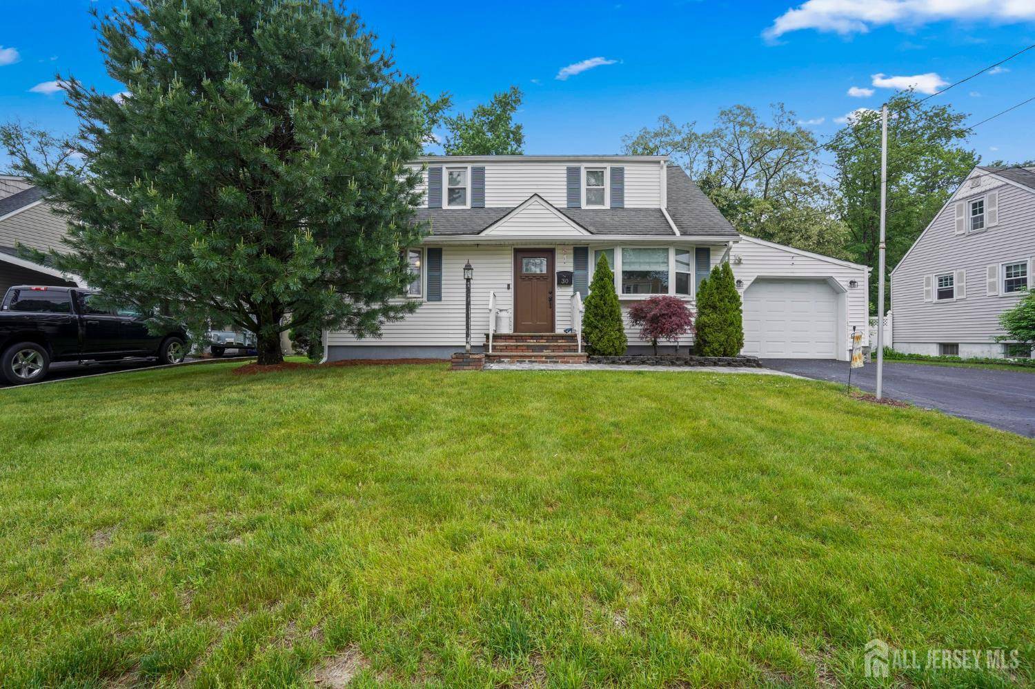 Old Bridge, NJ 08857,30 Hilliard RD