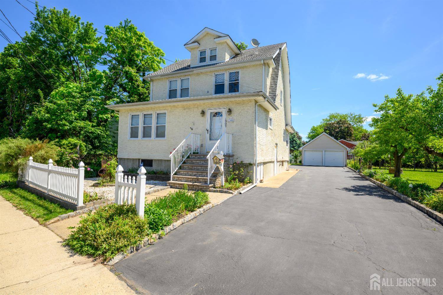 South Plainfield, NJ 07080,1909 Hamilton BLVD
