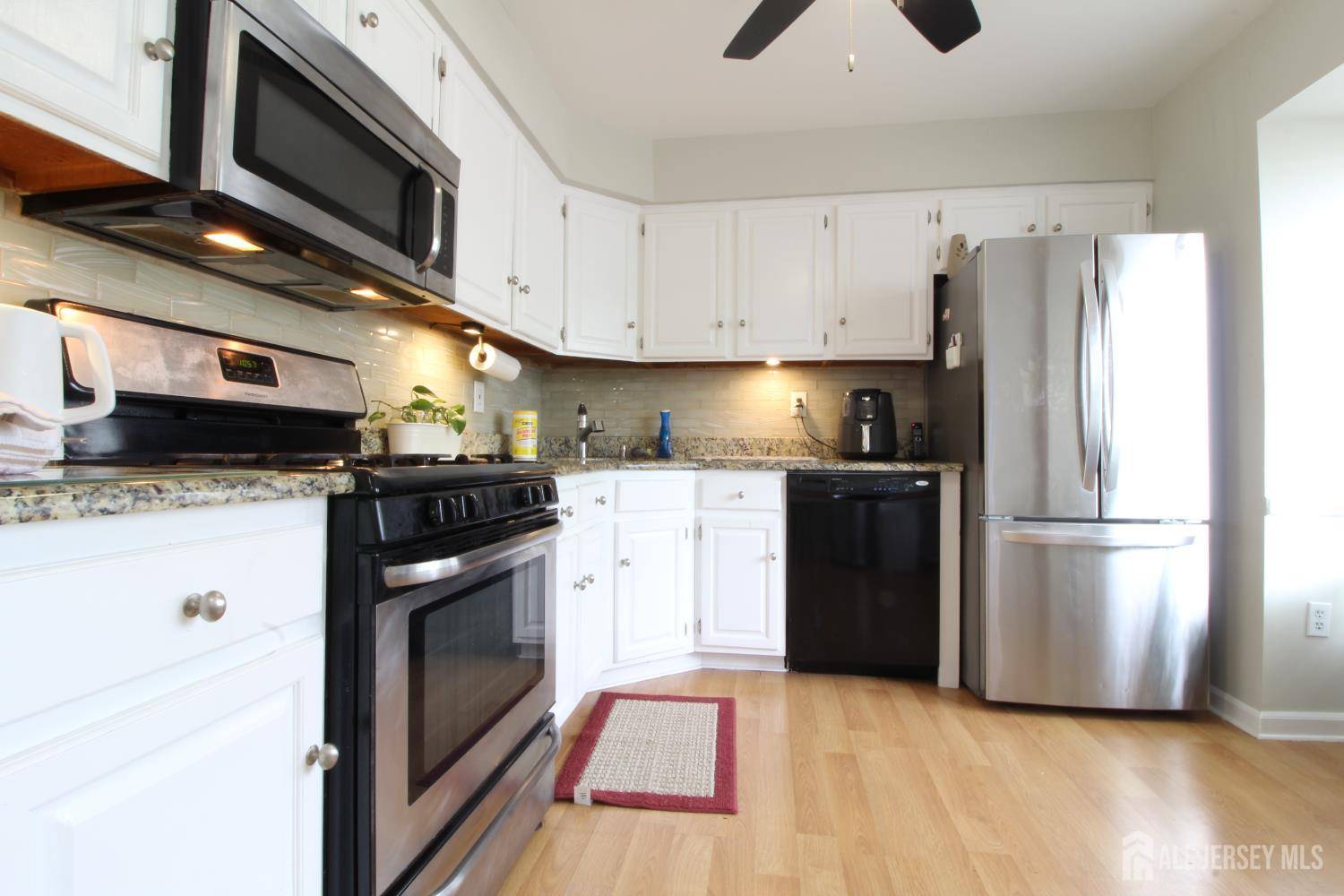 Jamesburg, NJ 08831,41 Brookview CIR
