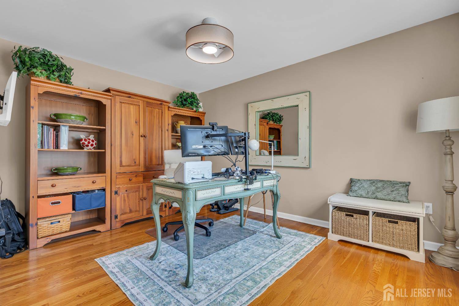 Sayreville, NJ 08872,125 Bissett ST