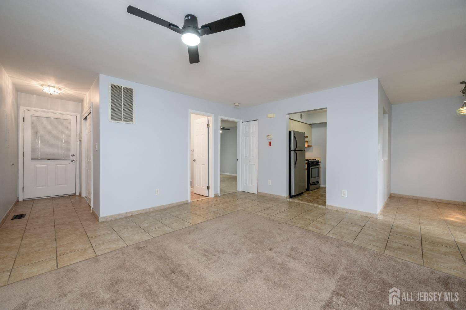 Keansburg, NJ 07734,270 Main ST #6