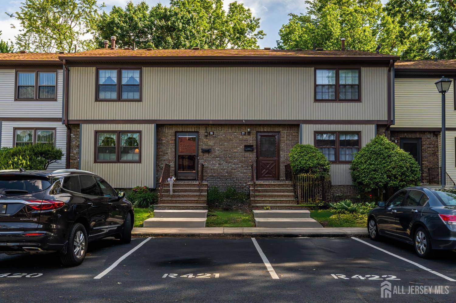 Woodbridge Proper, NJ 07095,77 Highview DR