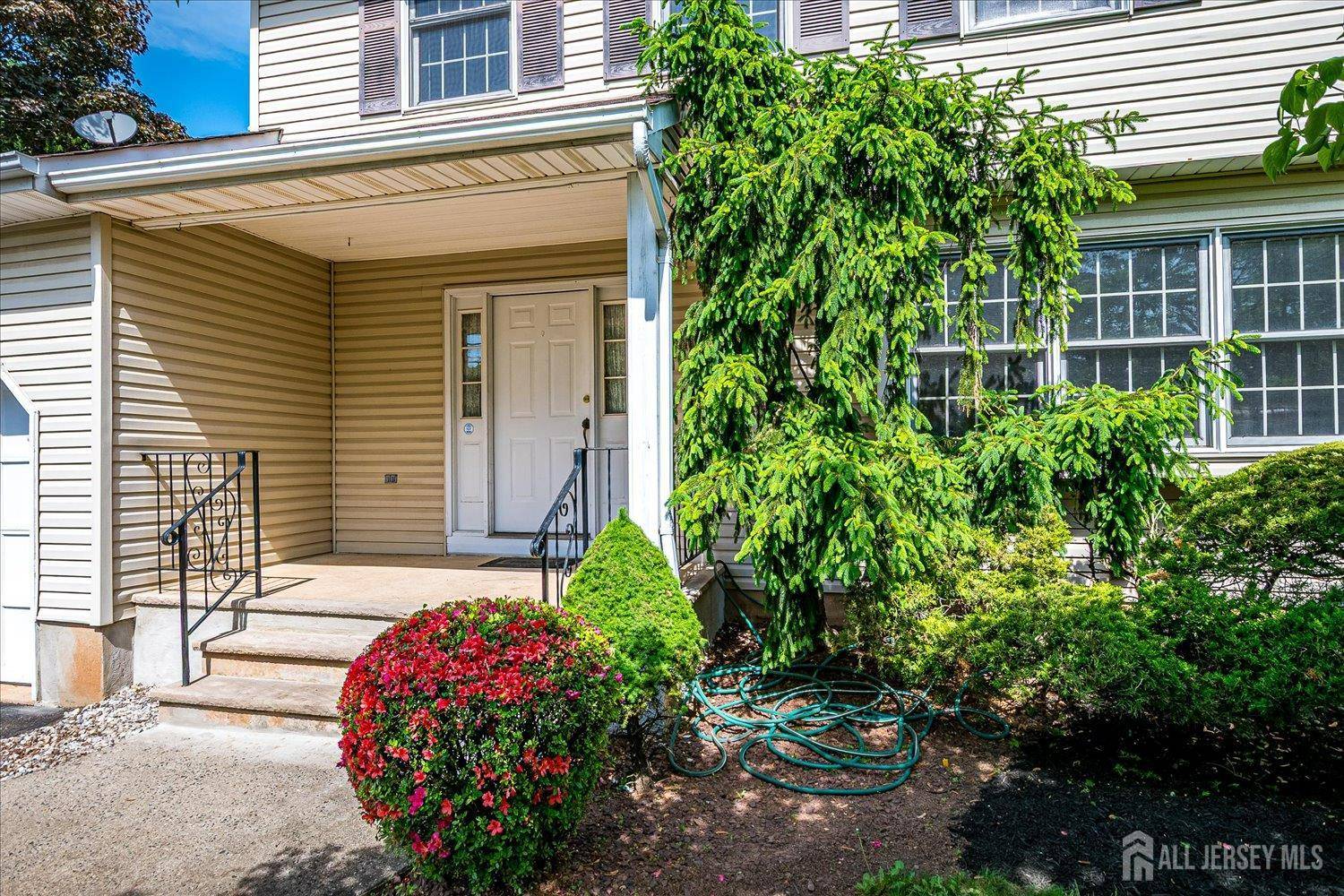 South Plainfield, NJ 07080,1409 Durham AVE