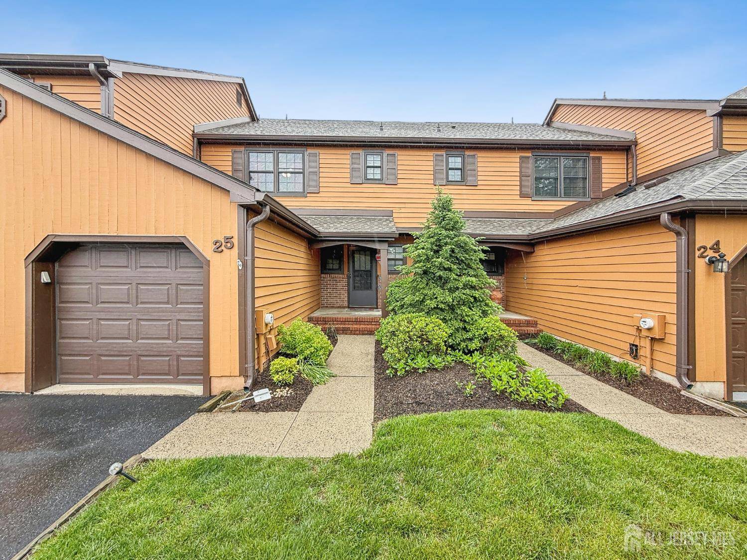 Hillsborough, NJ 08844,25 Manor DR