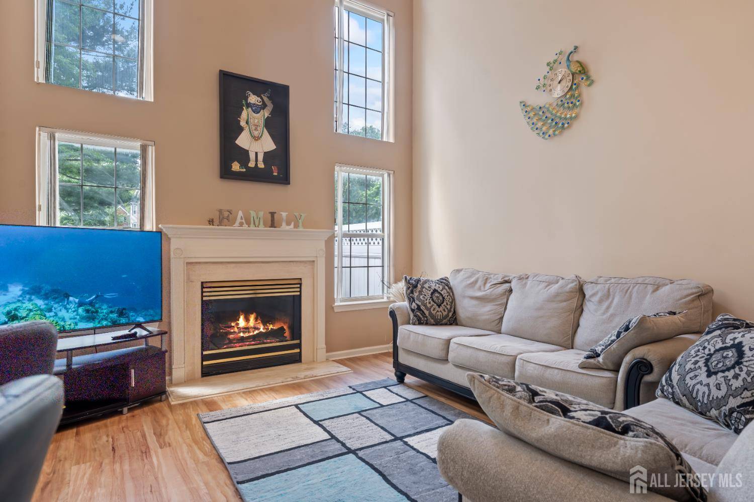 East Brunswick, NJ 08816,181 Windsong CIR