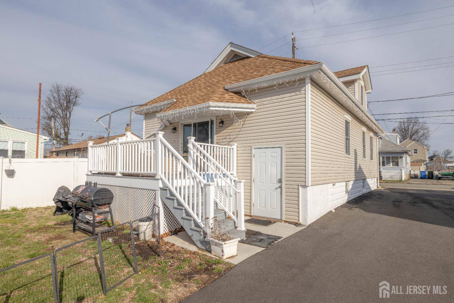 Port Reading, NJ 07064,118 Holly ST