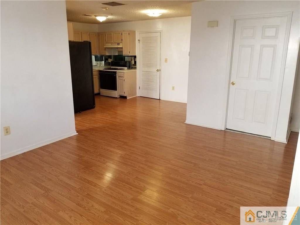 Edison, NJ 08820,24 Prestwick WAY