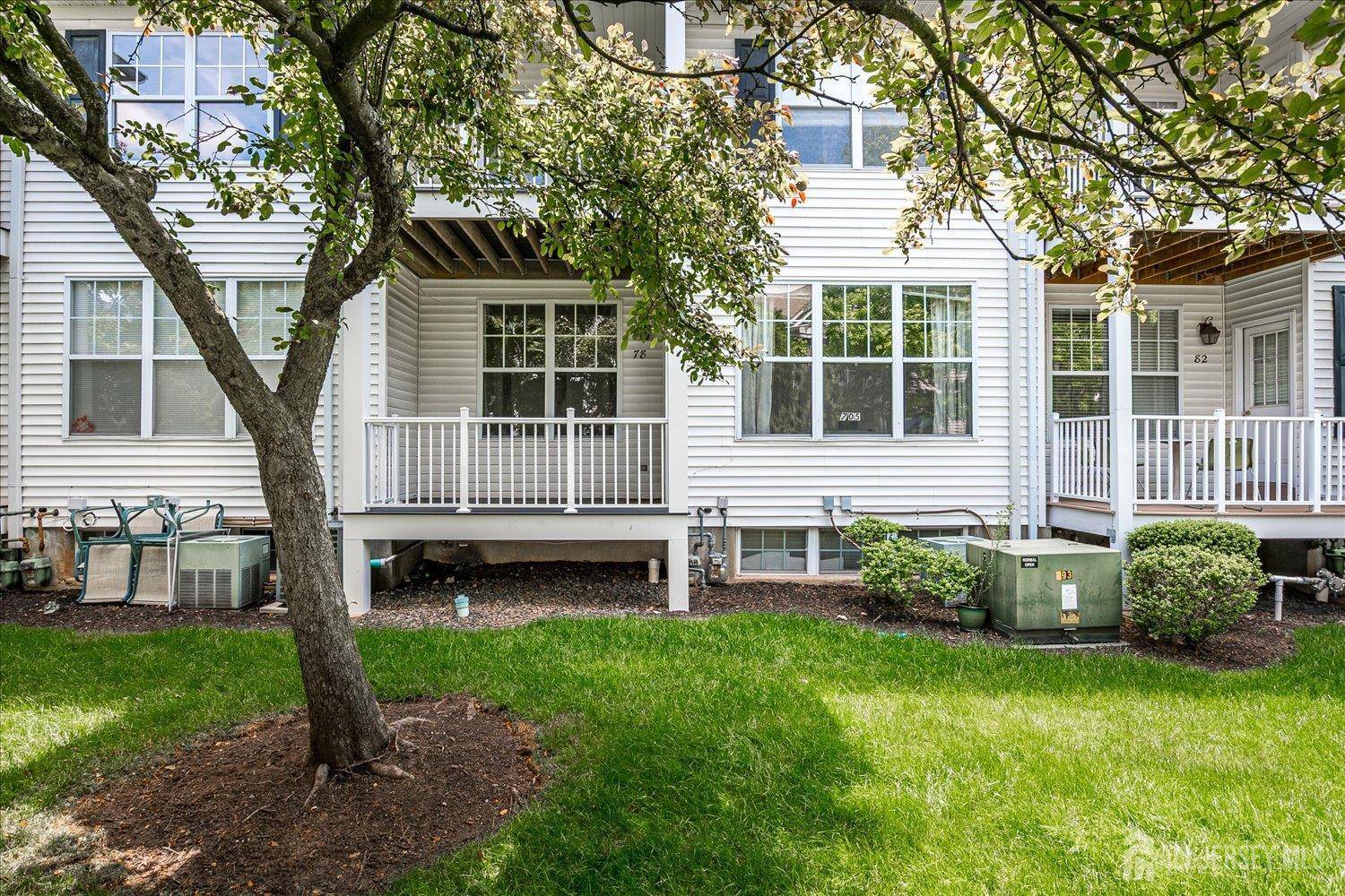 Metuchen, NJ 08840,78 Central AVE #49