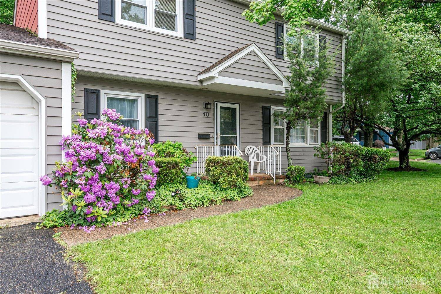 Metuchen, NJ 08840,10 Ginesi CT