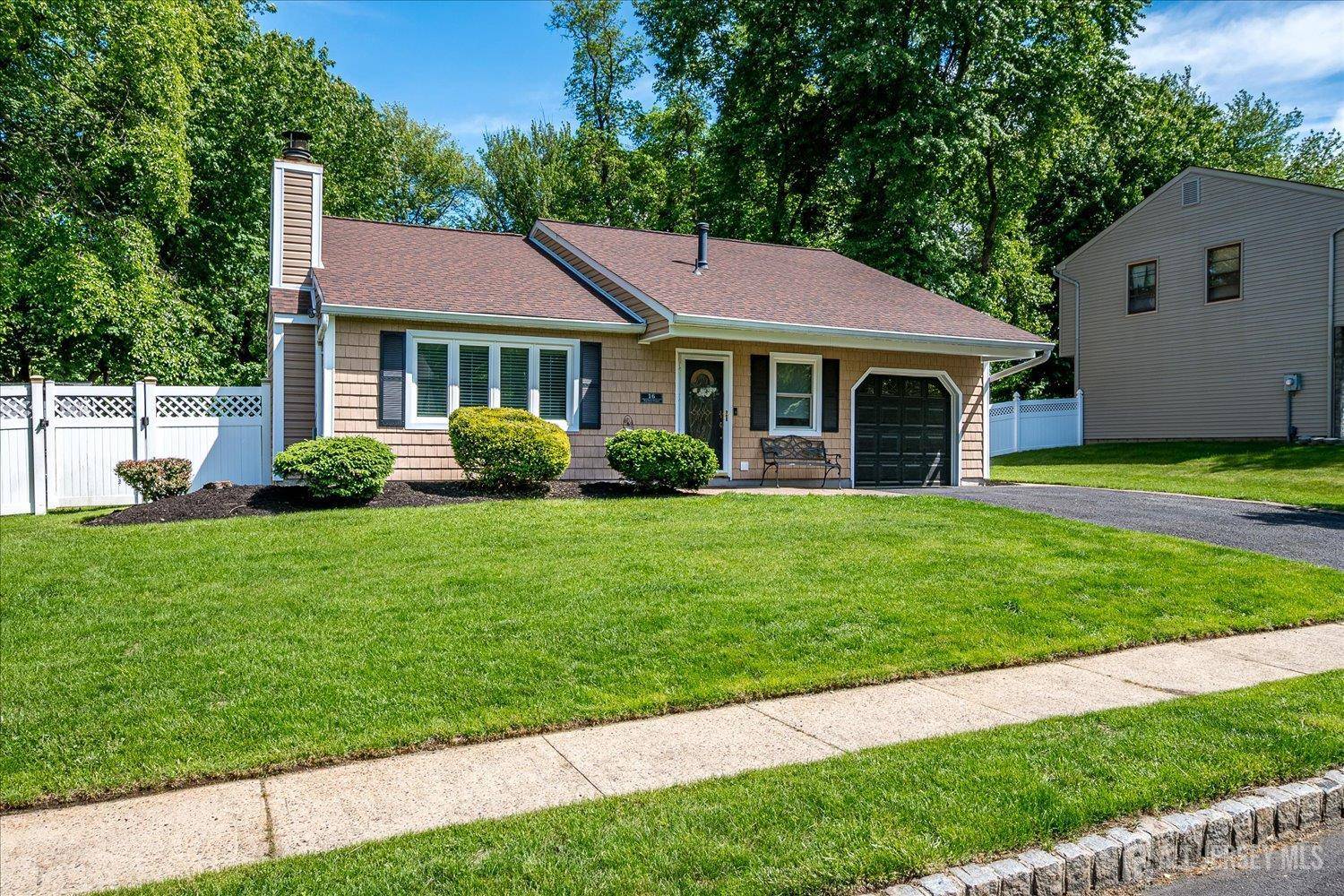 Old Bridge, NJ 07747,16 Rachele CT