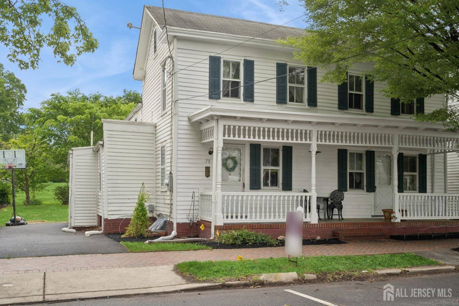Cranbury, NJ 08512,75 N Main ST N